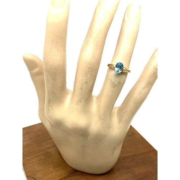 Blue Topaz Oval Cut Cocktail Women's Ring 10k Yellow Gold Estate Jewelry…